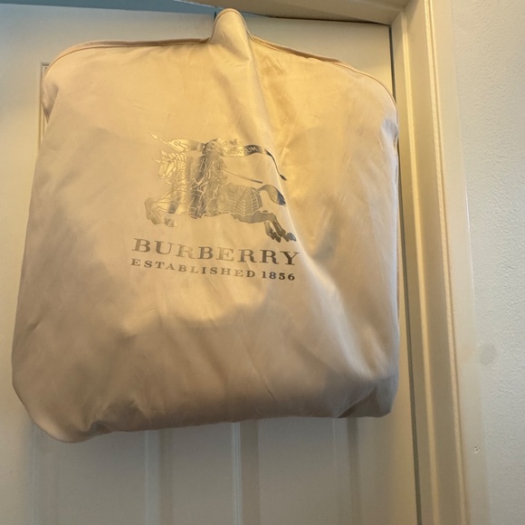 Burberry 100% Lambskin Leather Trench Coat – Taupe, Size 8 (Made in Italy) - Picture 10 of 10